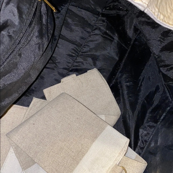 Fashion Stylish White  BEAUTIFUL Tote - Picture 14 of 15